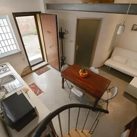 Urnest Massarenti Apartmán *